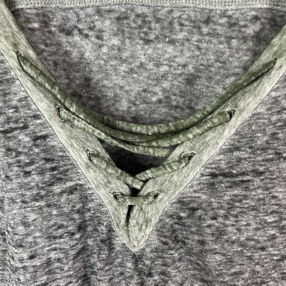 TORRID Lace-Up Football Sport Burnout Tee V-neck Contrast Gray & Green Top 3X - Picture 3 of 10